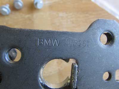 BMW Rear Seat Locks (Pair) 52207142262 E90 323i 325i 328i 330i 335i M3 Sedan3